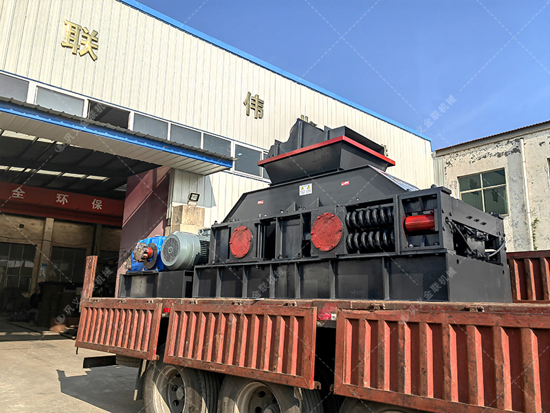 廢棄混凝土骨料破碎用到哪些設(shè)備？對(duì)輥破碎機(jī)怎么樣？